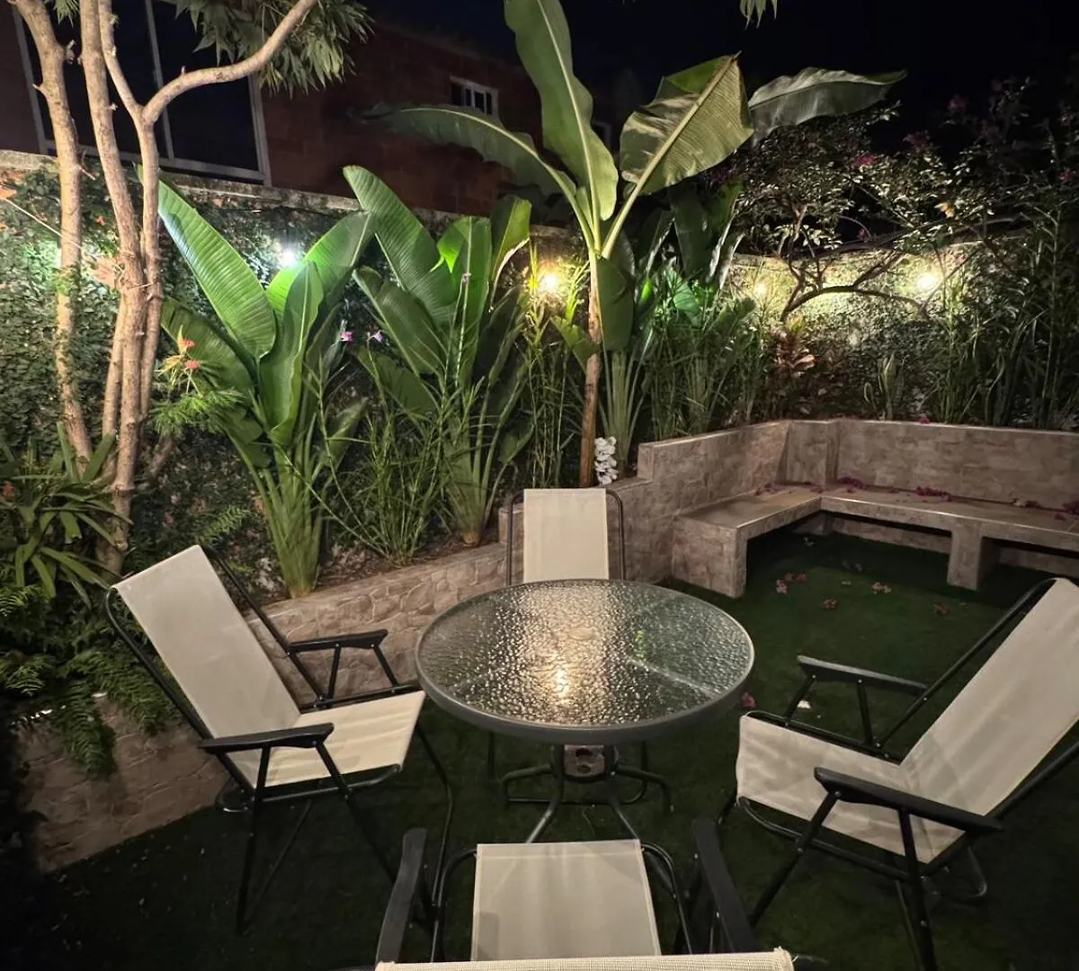 New House Beautiful, Garden, Parking, Complete Apartment Cali
