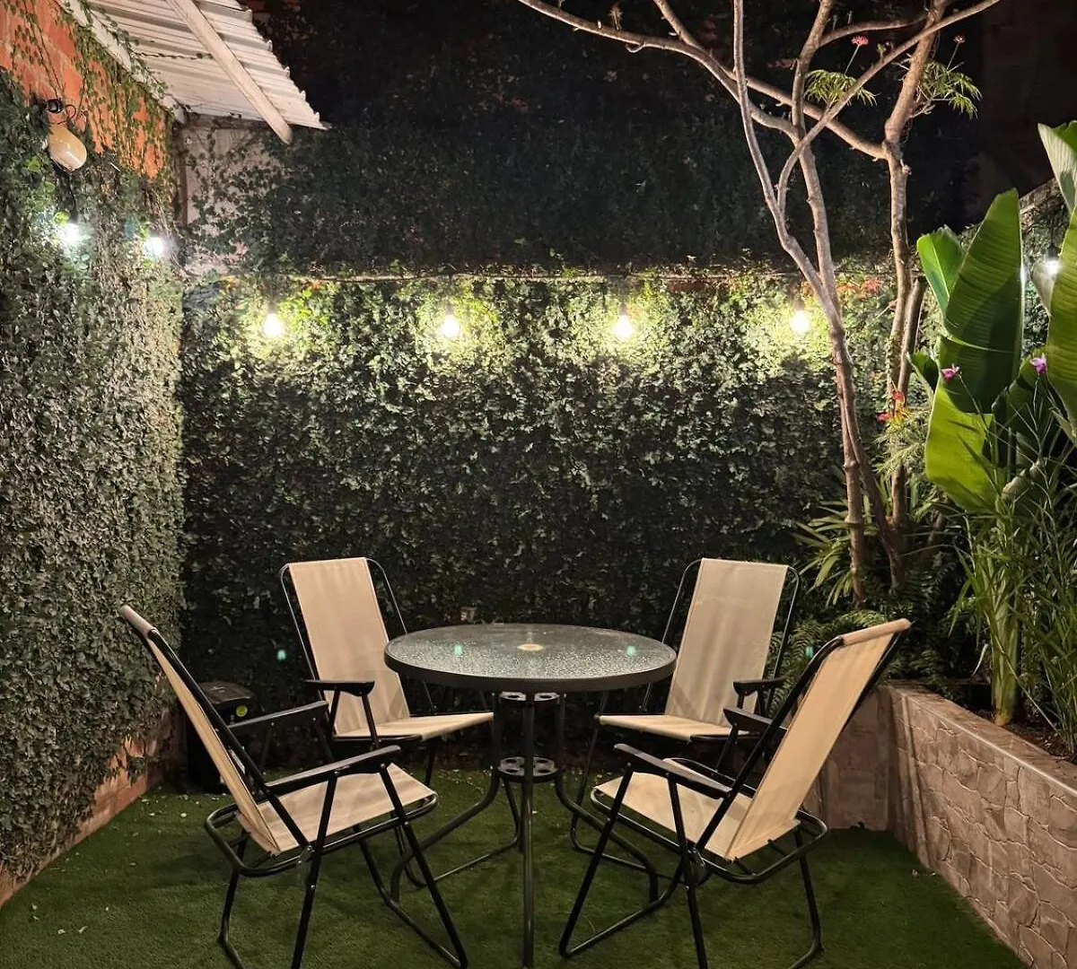 New House Beautiful, Garden, Parking, Complete Apartment Cali Colombia