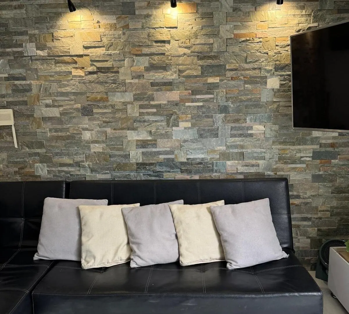 New House Beautiful, Garden, Parking, Complete Apartment Cali